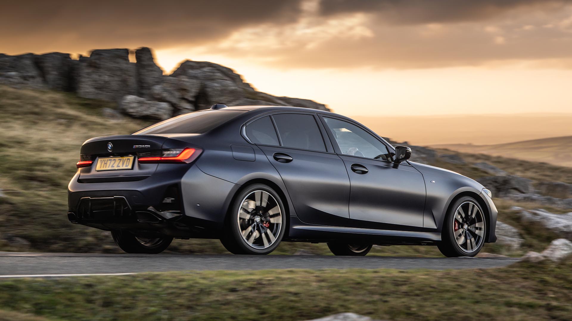 BMW 3 Series Review & Prices 2023 | AutoTrader UK